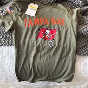 Tampa bay Bucs shirt